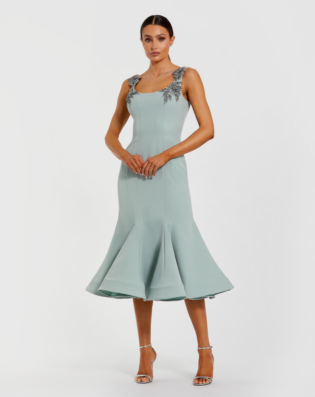 Green Sleeveless Midi Dress With Floral Embellishments - FOSTANI.com